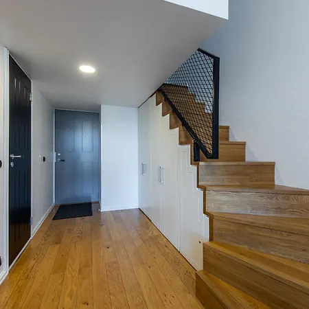 Two-story Loft 15 *